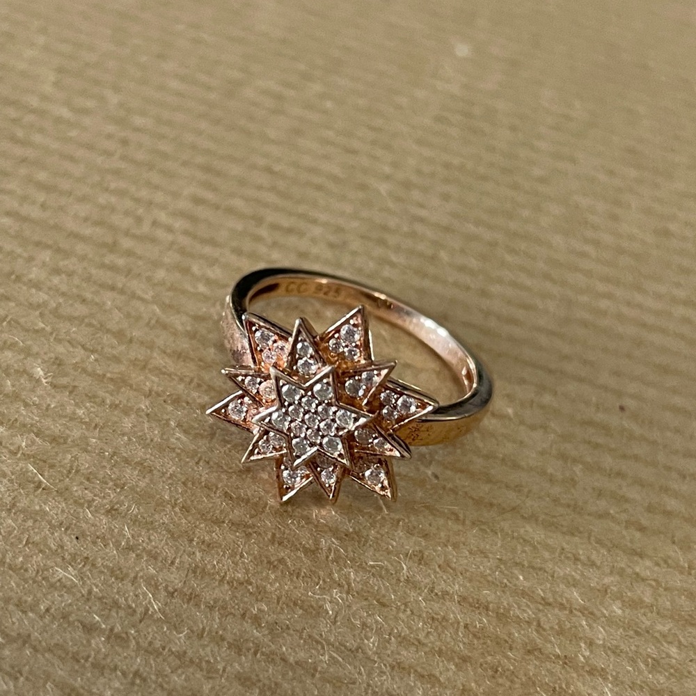 Rose gold colored sterling silver snowflake ring